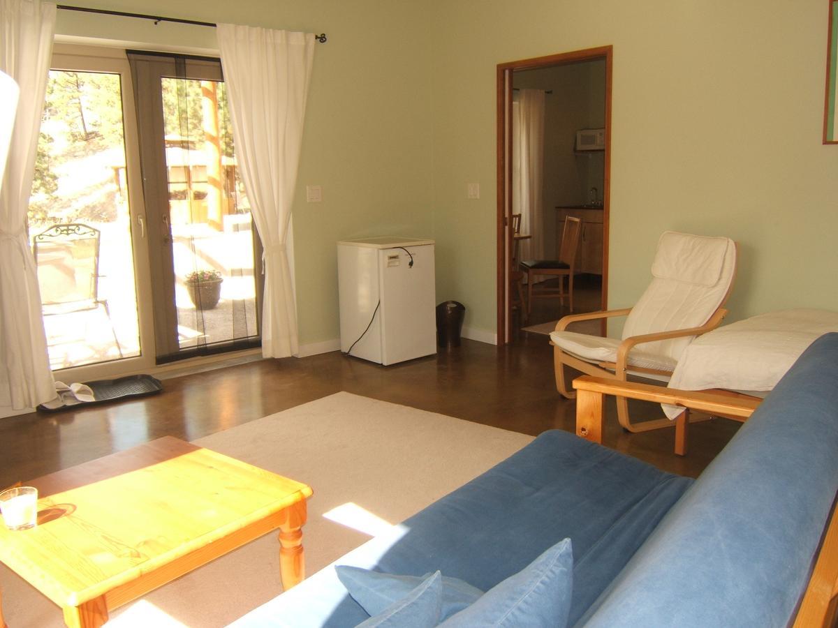 Baergnaescht B&B Osoyoos Εξωτερικό φωτογραφία